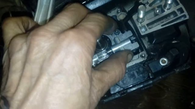 Не качает маслонасос на китайской бензопиле смотреть онлайн