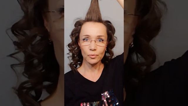 Крутим роскошную гриву на плойку. Ролик 02. смотреть онлайн