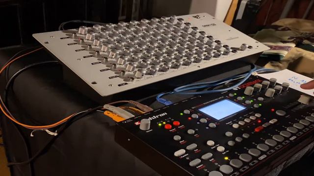 Vermona DRM 1 Mk3 Mid-East Rhythm Example смотреть онлайн