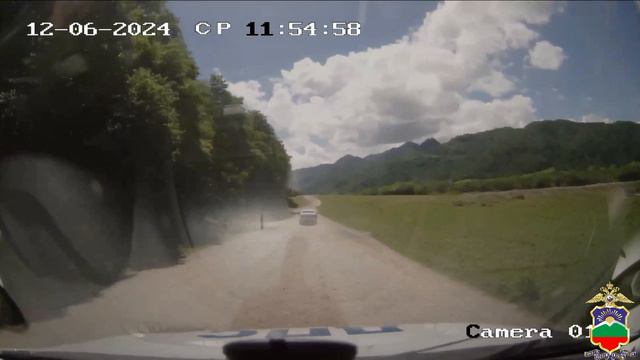 Сотрудники Госавтоинспекции задержали водителя, который не выполнил требование об остановке смотреть онлайн