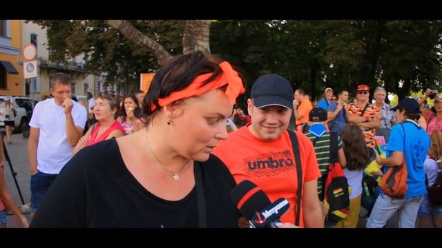 Рыжее веселье в Одессе: десятки рыжих прошли колонной по городу смотреть онлайн