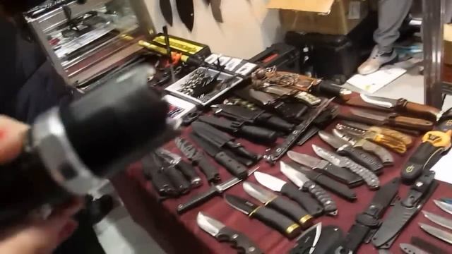 Выставка "Клинок" Выставка в Сокольниках. Обалденные ножи и разные оригинальные предметы! Подарки смотреть онлайн