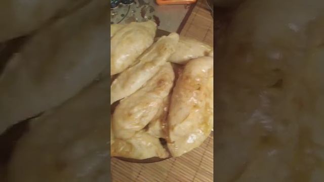 Пирожки с капустой и яйцом? смотреть онлайн