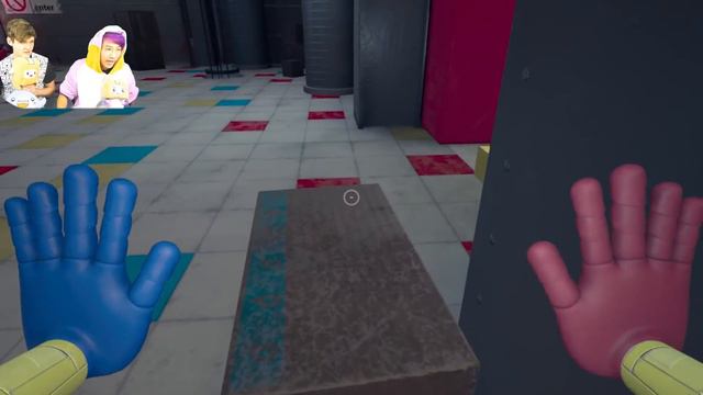 Can We Get These POPPY PLAYTIME HACKS To ACTUALLY WORK!? (INSANE GLITCHES) смотреть онлайн