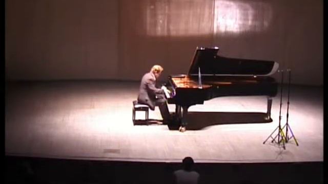 J.Brahms. Variations on the theme by Paganini (I book) смотреть онлайн