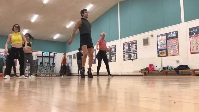 React - The Pussycat Dolls - Choreo by Alexa García смотреть онлайн