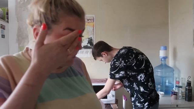 VLOG Вика продолжает получать подарки. Ещё два именинника в нашей семье смотреть онлайн