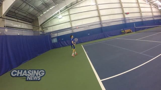 Tiny Tennis Tots смотреть онлайн