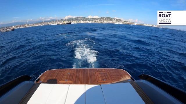[ENG] CENTOUNO NAVI VESPRO - Performance Motor Boat Review - The Boat Show смотреть онлайн