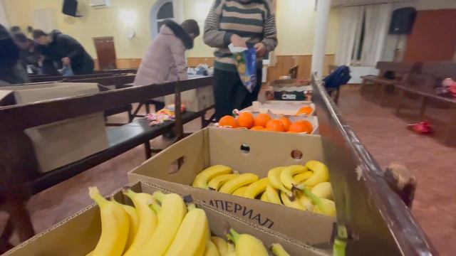 Подготовка подарков на Рождество, 2021 смотреть онлайн