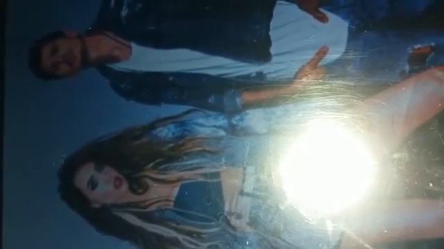 Время и Стекло Наверно,потому что