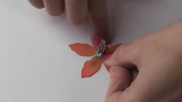 Creating a Crafty Flower One card with Spellbinders and Scrappy Cat! смотреть онлайн