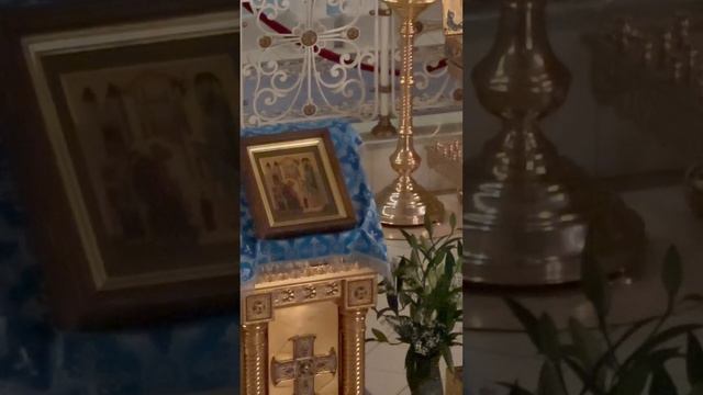 Тропарь праздника Введения во храм Пресвятой Богородицы смотреть онлайн