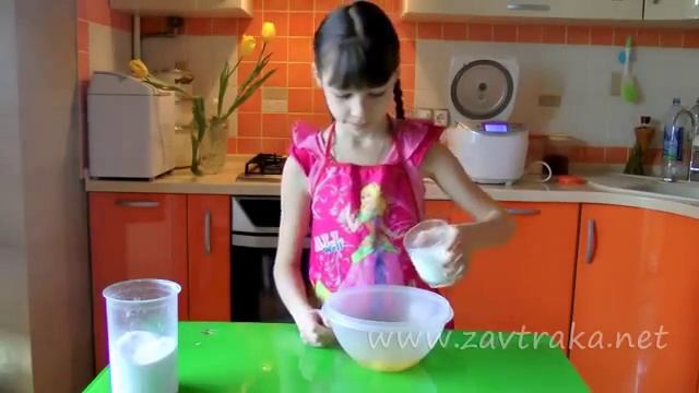 Омлет в мультиварке рецепт омлета в мультиварке с шампиньонами смотреть онлайн