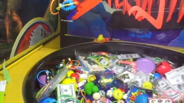 DIGGING FOR SOME WINS FROM DINO GAME AT BOUNCE U смотреть онлайн