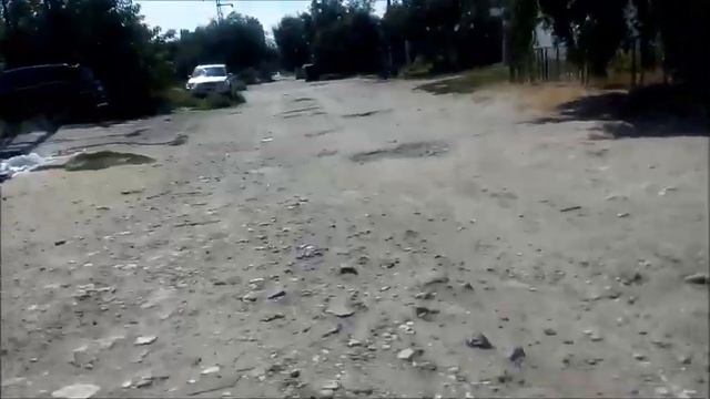Барахолка на Дар Горе в Ворошиловском районе Волгограда летом 2022 года ч 2 Flea market in Volgogra смотреть онлайн