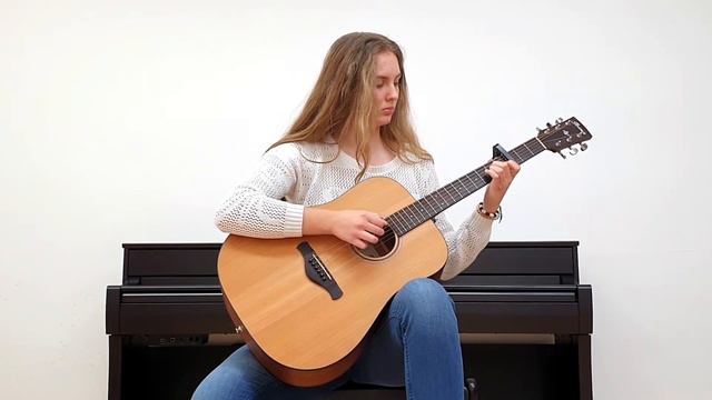 Ema Mária Žaková | Ed Sheeran - Perfect (fingerstyle) | Gitarová akadémia смотреть онлайн