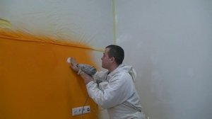 Востановление дефектов на стене в покраске