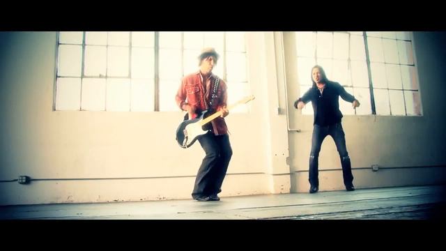 Sweet & Lynch -Dying Rose смотреть онлайн