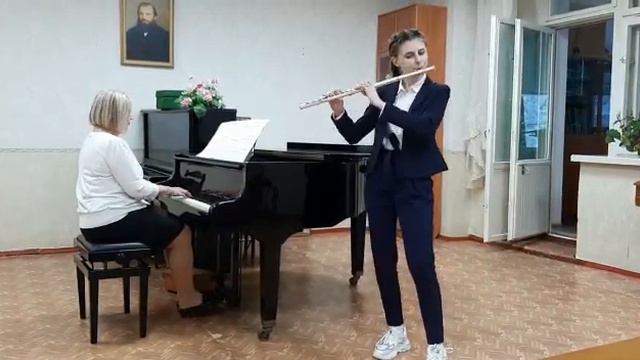 Шишкина Екатерина М. Товпеко "Маленький дивертисмент" смотреть онлайн