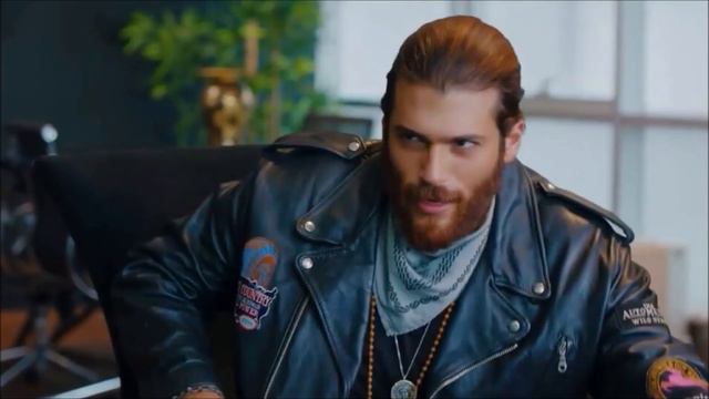 Can Yaman ha una sorpresa! смотреть онлайн