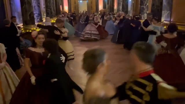 Romany Polka at Fontainebleau смотреть онлайн