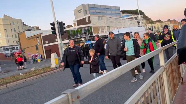 НОЧЬ ГАЯ ФОКСА В АНГЛИИ смотреть онлайн