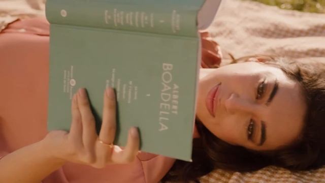 Spring / Summer 2022 collection - Women's sneakers смотреть онлайн