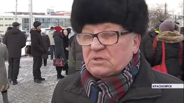 Памятник балетмейстеру Михаилу Годенко открыли в Красноярске смотреть онлайн