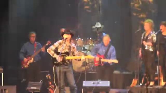Clint Walker at The Poncan Opry.m4v смотреть онлайн