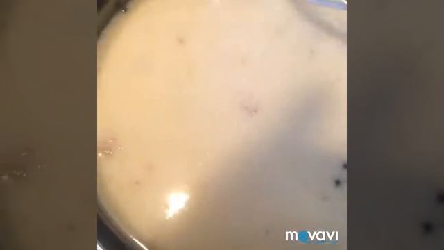 Мясной суп с говядиной с соусом (düğün çorbası). Турецкая кухня. Turkish Soup.