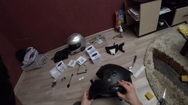 Установка интеркома M1-S PRO в мотошлем. Проблемы, доработки, обзор, прокладка проводов, микрофон смотреть онлайн