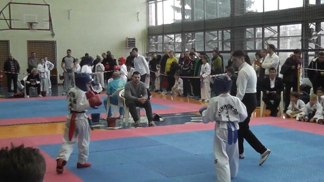 Таеквондо итф кубок Хар области 2017 -Самарский Н vs Сулейман Д (тренер Кузнецова И.Ю.)финал раунд смотреть онлайн