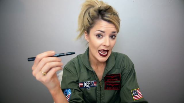 OCTOBER FAVORITES // Grace Helbig смотреть онлайн