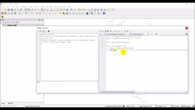 QGIS Python (PyQGIS) - Access vector layer attributes смотреть онлайн