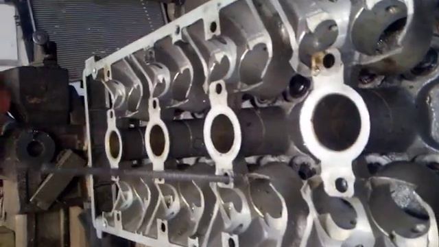 Как высверлить шпильки из ГБЦ Газели. смотреть онлайн