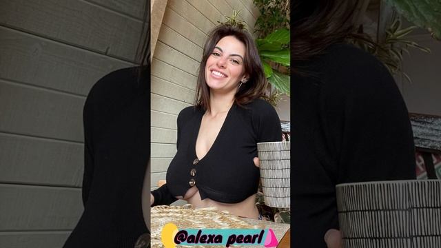 Alexa pearl Curvy Model & Plus Size Wiki-Body Positivity-Instagram Star-Fashion Model & Bio-Facts смотреть онлайн