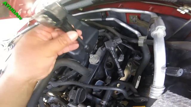 Como Cambiar una Bobina de Encendido Individual - Ignition Coil смотреть онлайн