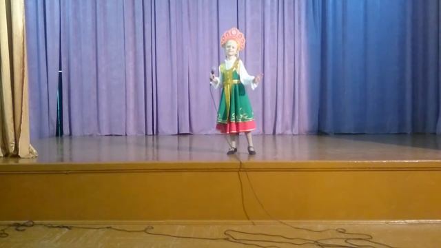 Пахомова Зоя, руководитель Тюрина Марина Евгеньевна, песня "Семечки" смотреть онлайн