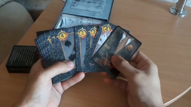 Карты в подарочной коробке 