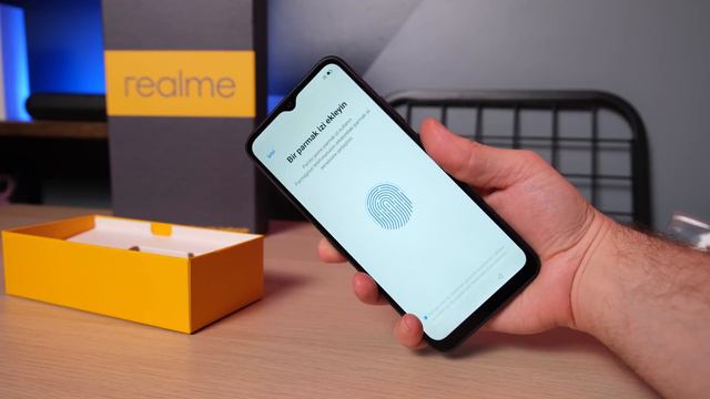 REALME KUTUSUNU AÇTIM (Realme C21 geldi) смотреть онлайн