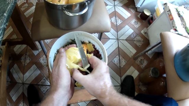 Томатный сок смотреть онлайн