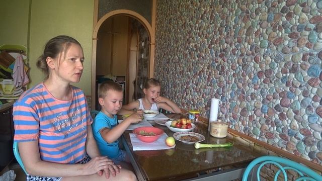 СЕМЕЙНЫЙ МУКБАНГ УТРЕННЯЯ КАША | FAMILY MUKBANG MORNING PORRIDGE #porridge #mukbang #StepFamily