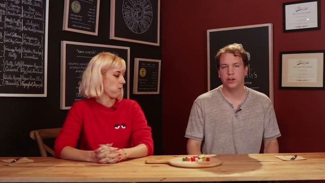 Cheese Expert Pairs Halloween Candy With Cheese смотреть онлайн