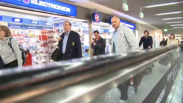 BMW ORACLE Racing: The Cup Comes Home смотреть онлайн