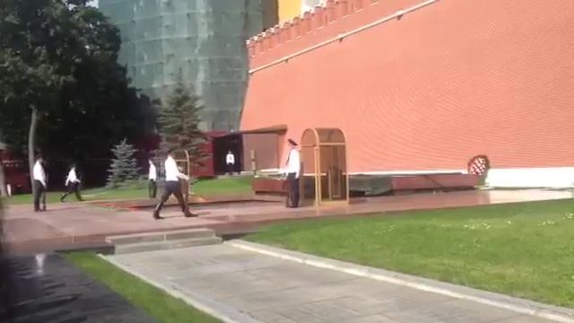 Александровский Сад. Смена караула. смотреть онлайн