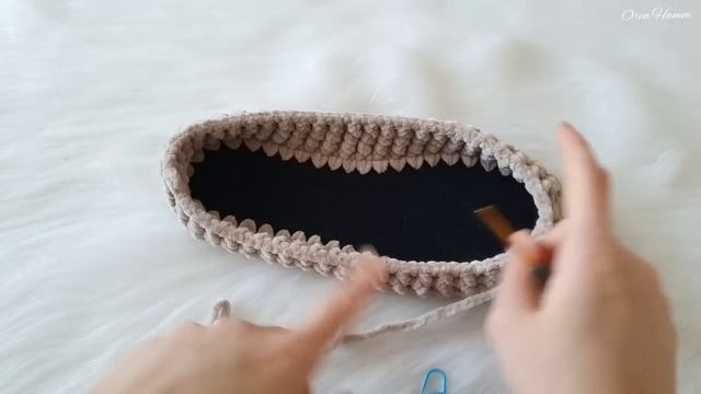 Bu Soğuklarda Mutlaka Örmelisiniz ✅️ Bir Saatte Ör Giy ✅️ Kadife İple Panduf Yapımı ✅️ Kadife Bot смотреть онлайн