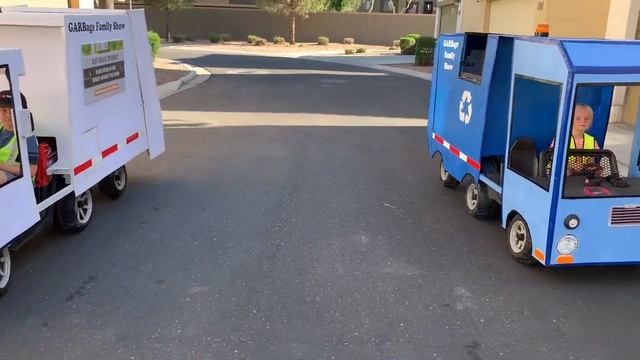 Recycling Cans with a Garbage Truck and a Recycle Truck смотреть онлайн