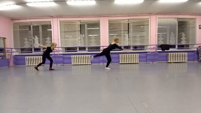 Мастер-класс от Ансамбля современного эстрадного танца "Контрасты". смотреть онлайн