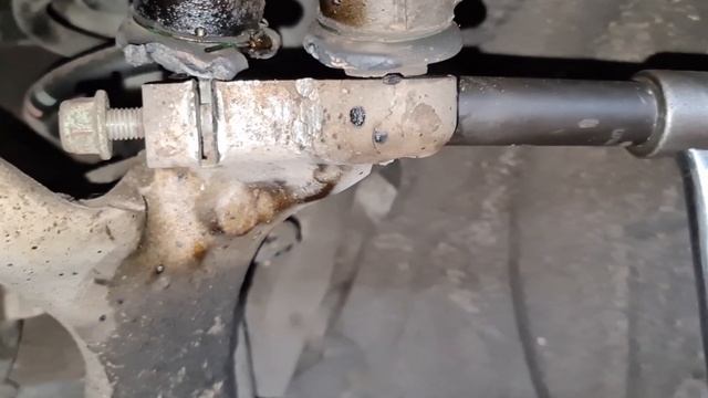 Audi A6 top suspension arm PINCH BOLT removed without breaking it смотреть онлайн